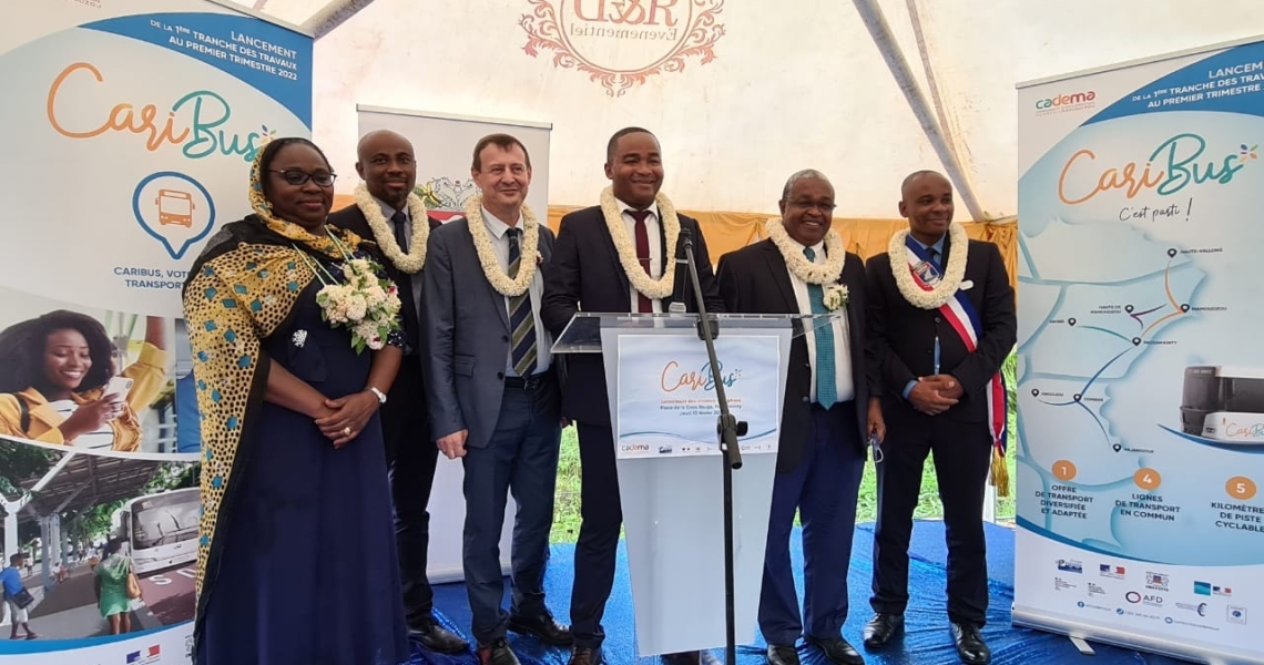 Pose de la première pierre du projet Caribus