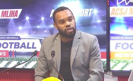 Chiconi FM-TV - Avec le staff de l'ACSJ MLIHA pour la finale de la COUPE DE FRANCE 2023