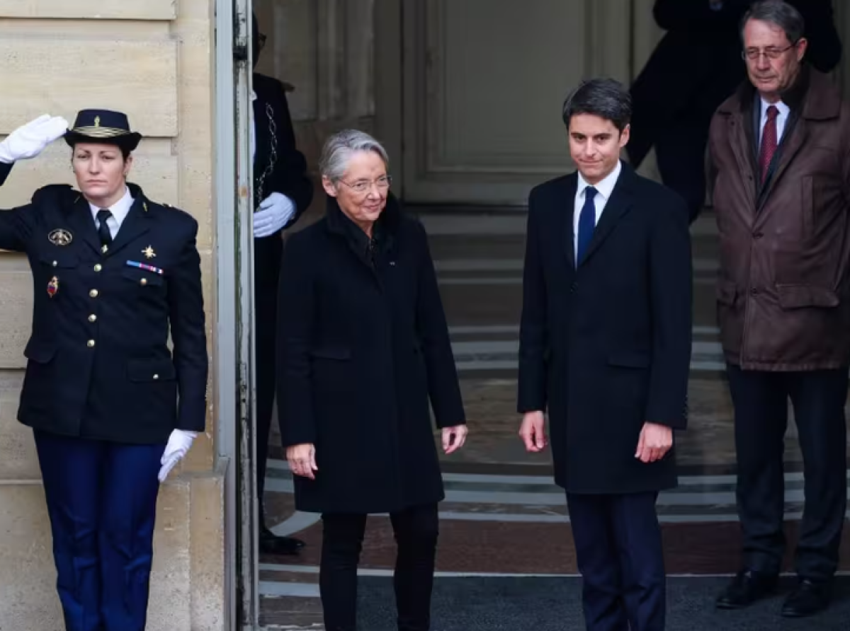 Remaniement : Gabriel Attal, un Premier ministre fidèle du président, biberonné à l'école de la macronie
