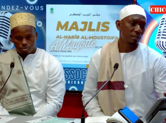 Chiconi FM-TV - Avec MOULTAQANOUR Mayotte pour le Madjliss AL-HABÎB AL-MOUSTOIFA